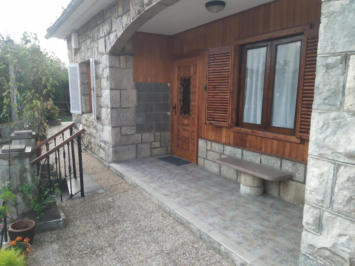 Villa Noriega La Franca Exterior photo